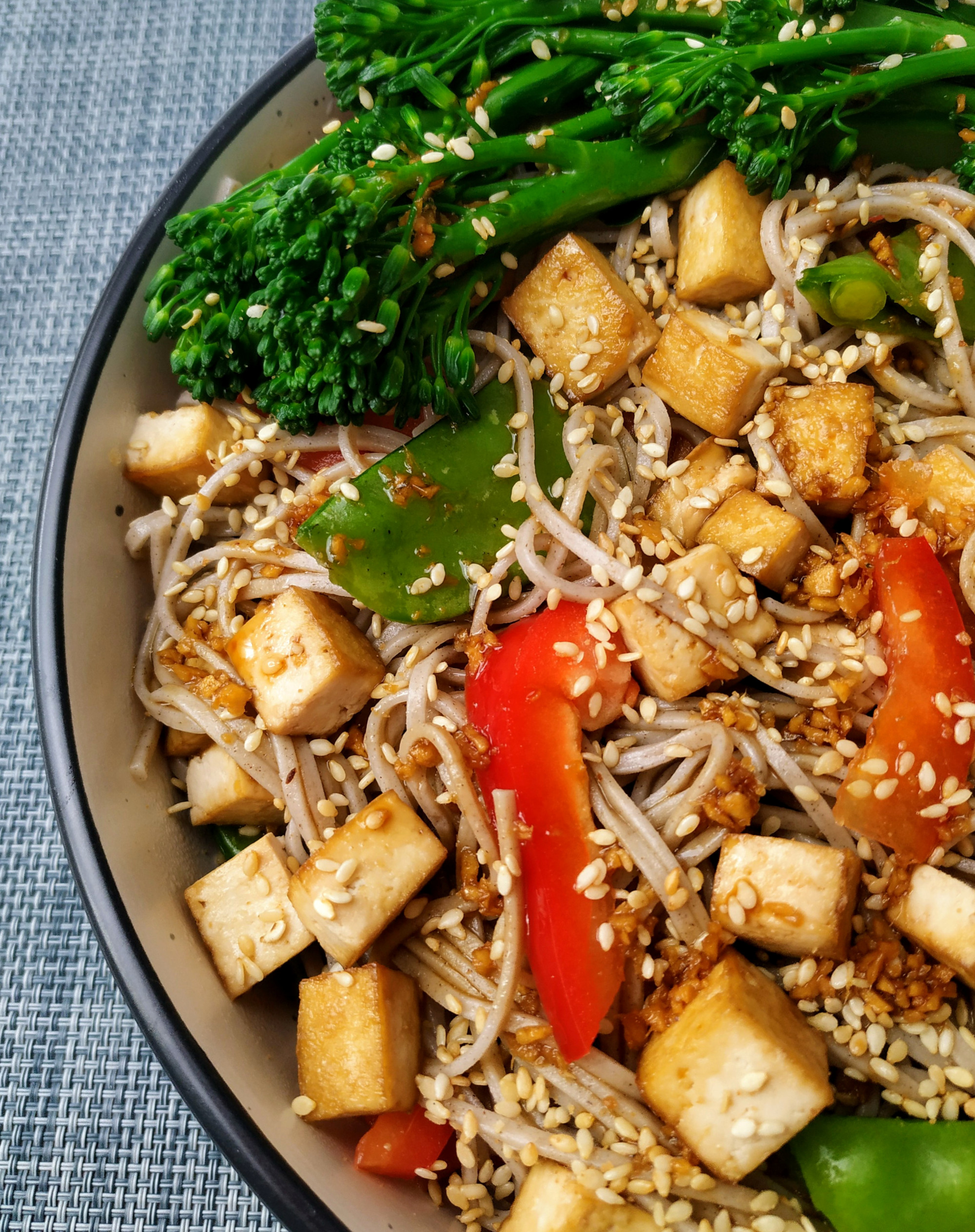 Cold Soba Noodle Salad with Tofu – Vegan Easy - veganeasy.org